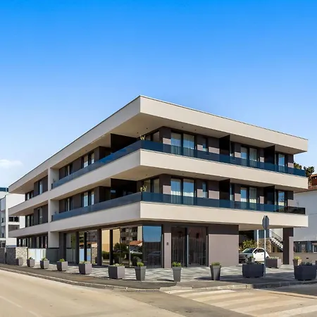 Apartment Fly - 50m From The - New 2024 Medulin