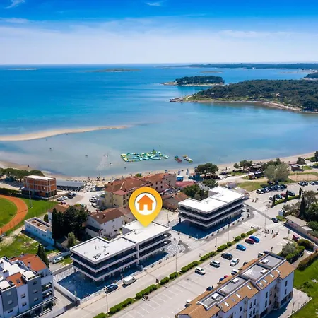 Fly - 50m From The - New 2024 Apartment