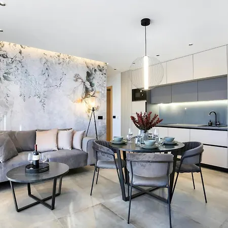 Fly - 50m From The - New 2024 Apartament